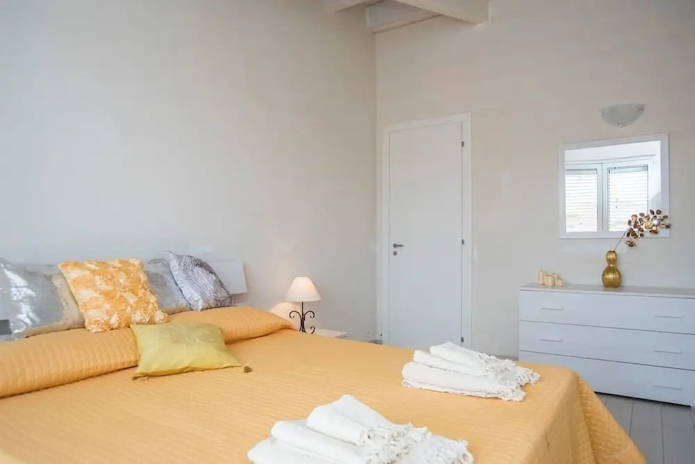 Villa White