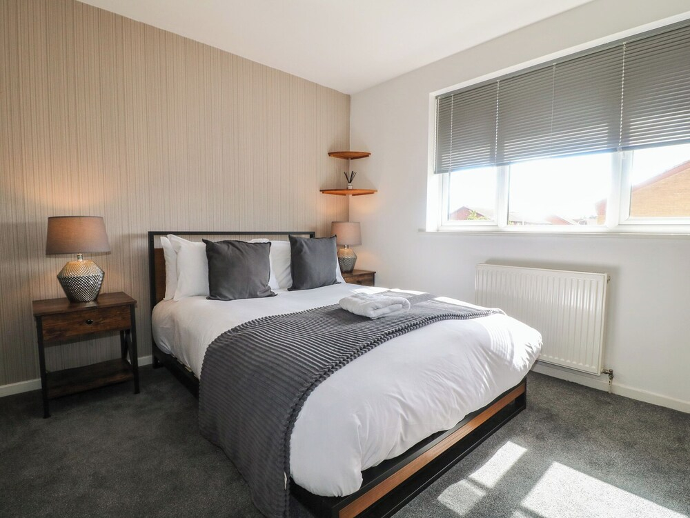 32 Moorland House