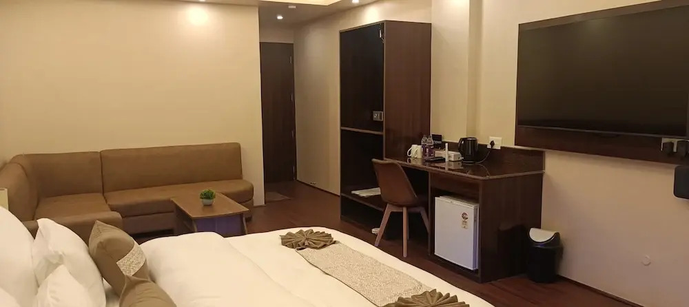 XCELSIOR HOTEL & SPA