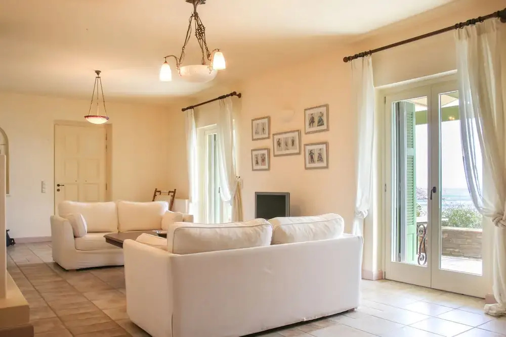 Luxury villa by the beach by Andros Villas Collection