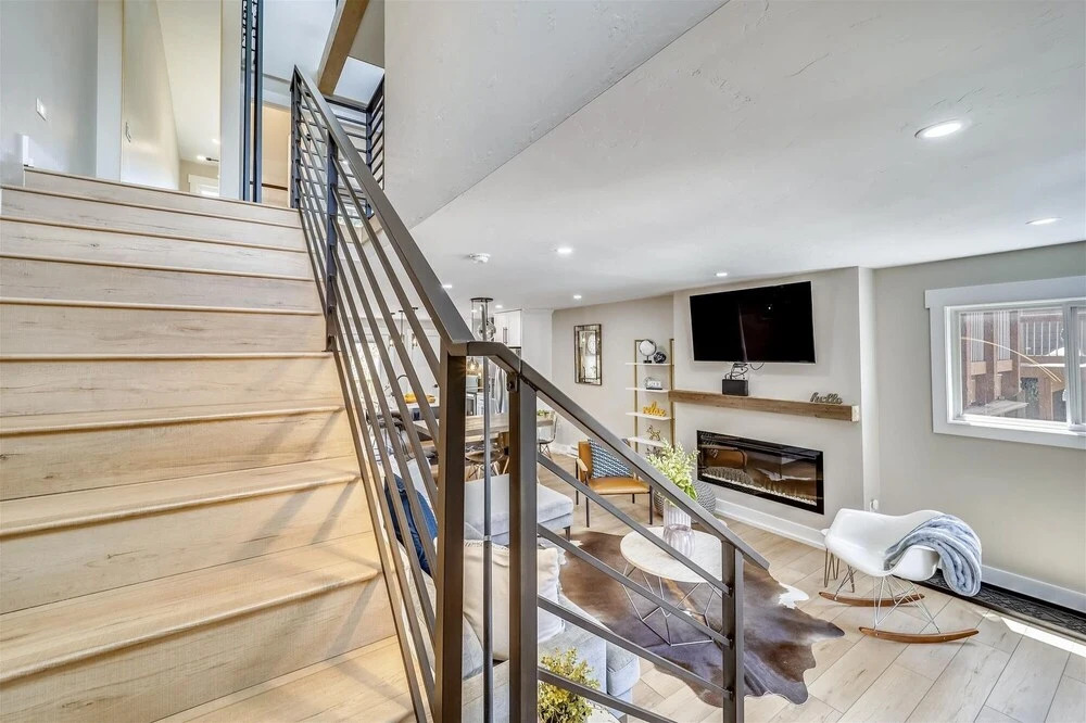 Tenmile Viewhouse 2 Bedroom Townhouse by Redawning