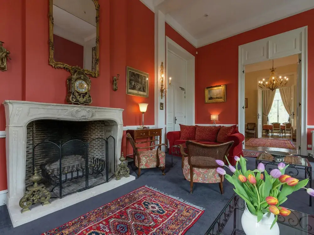 Beautiful manor house in a park near Rochefort