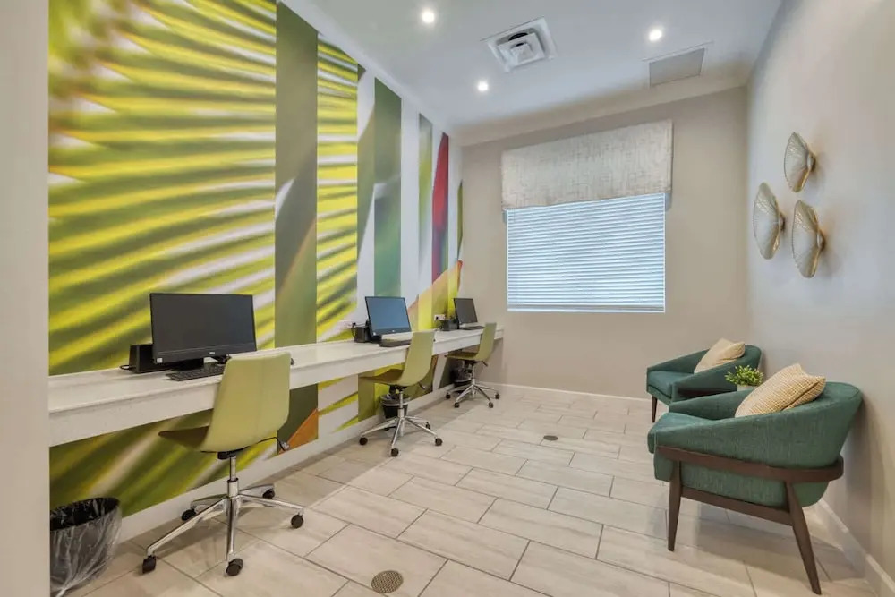 Chic 4BR Disney Retreat With Pool, Mickey Rooms