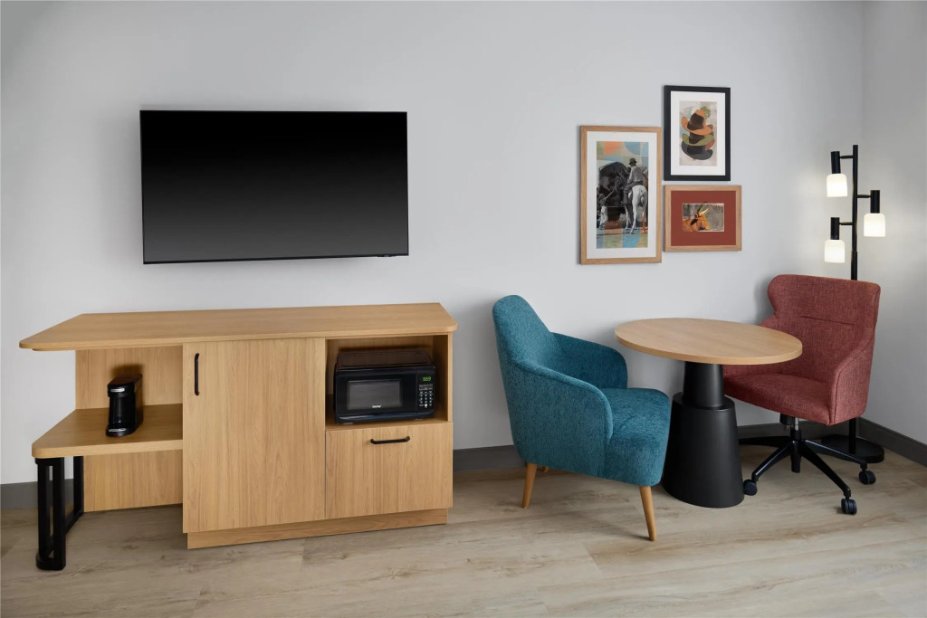 Hampton Inn by Hilton Midland West