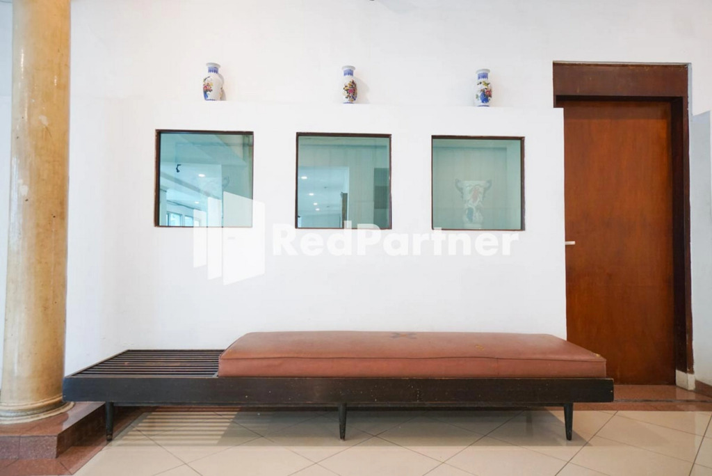 Hotel Borobudur Kemayoran Syariah Mitra RedDoorz