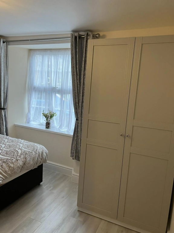 Beautiful 1 BD Ground Floor Apt on the edge of Street and Glastonbury in Somerset