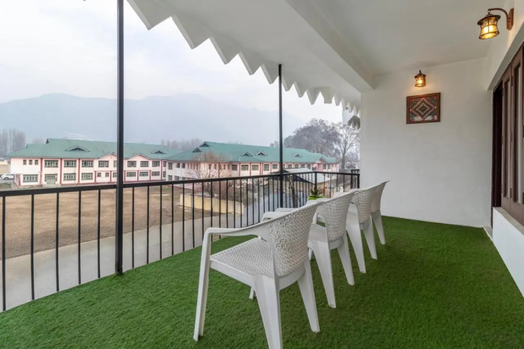 Treebo Vitasta Villa, Srinagar