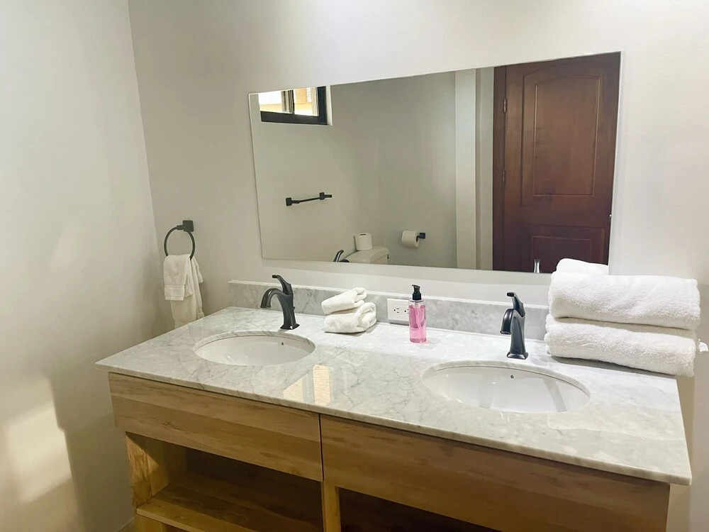 Villa Arenas- Private Pool & Easy Beach Access in Jaco