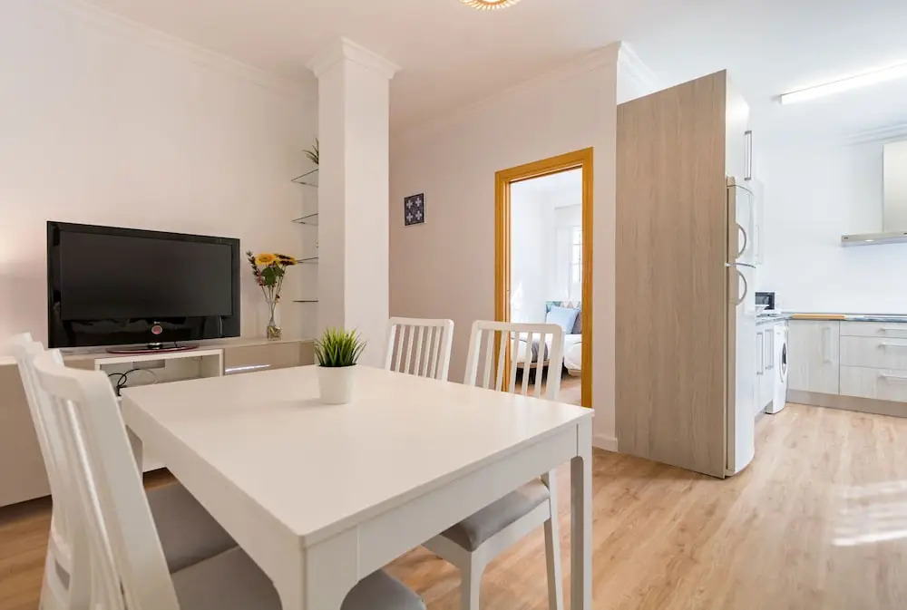 Justino Triana Suite By Valcambre