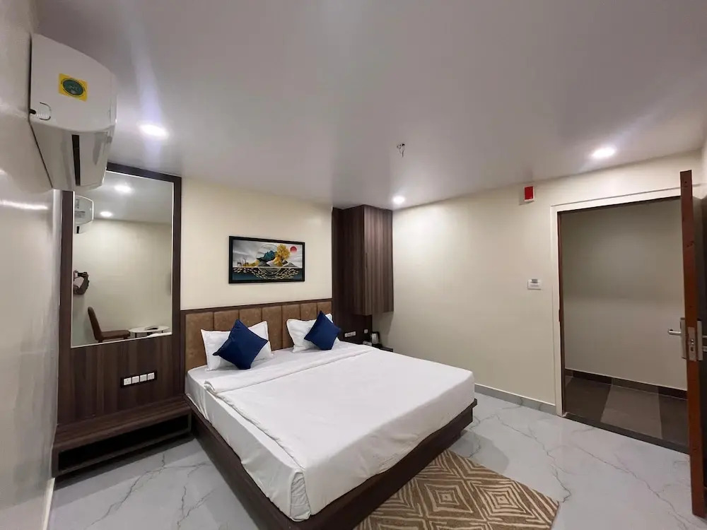 Hotel soumya sarovar