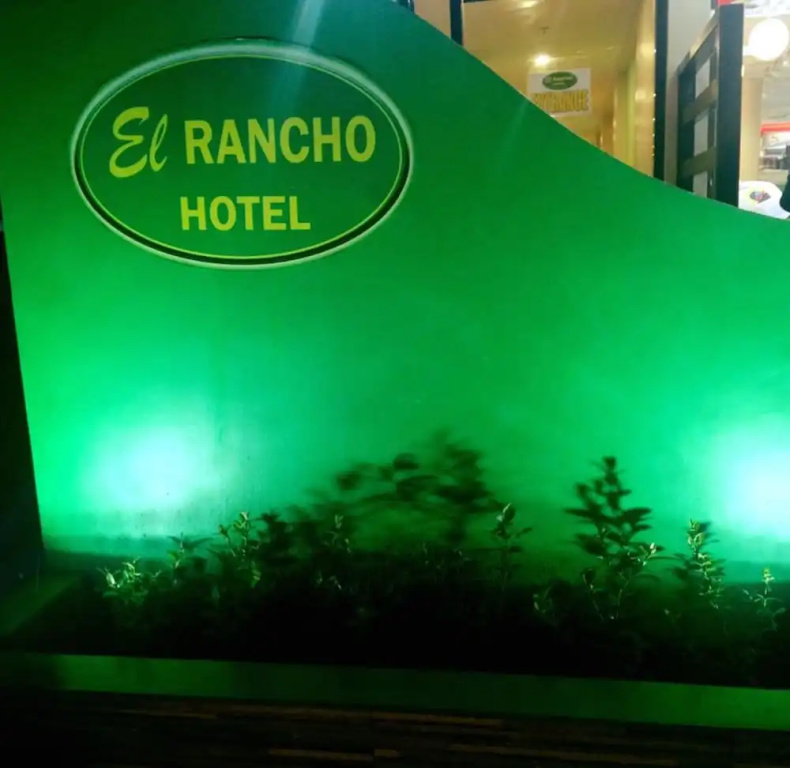 RedDoorz at Ranchotel Alabang