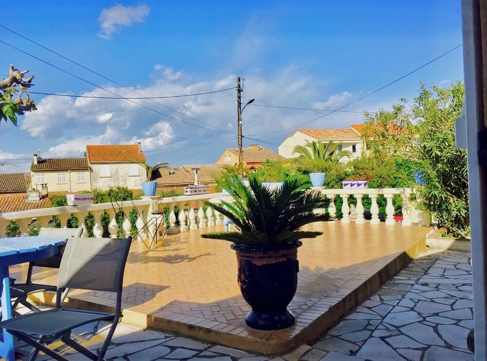 House With 2 Bedrooms in Cogolin, With Terrace - 4 km From the Beach