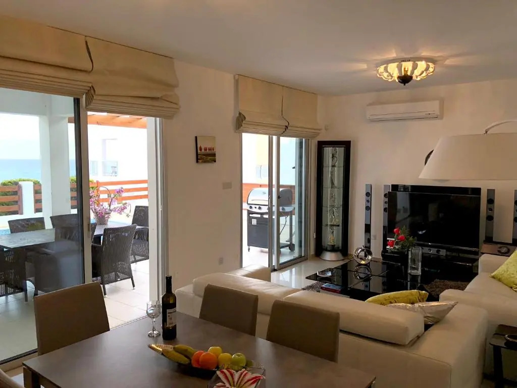 Villa With 3 Bedrooms in Peyia, With Wonderful sea View, Private Pool,