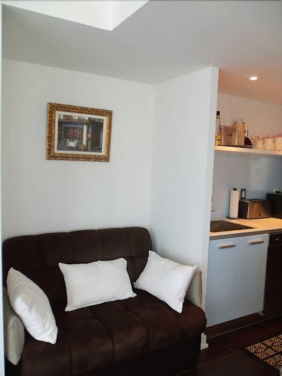 Boutique Harbourfront Condos