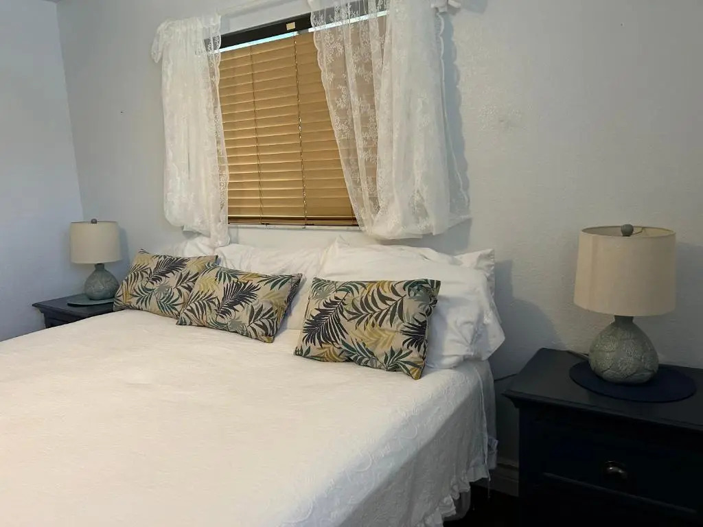 An Island Getaway at Palm Tree Villas