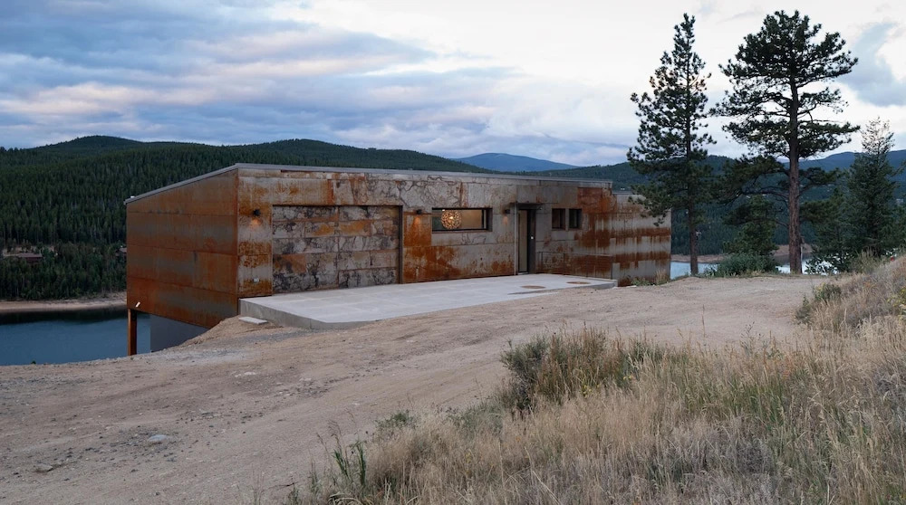 Timberline Haus 3 Bedroom Home by RedAwning