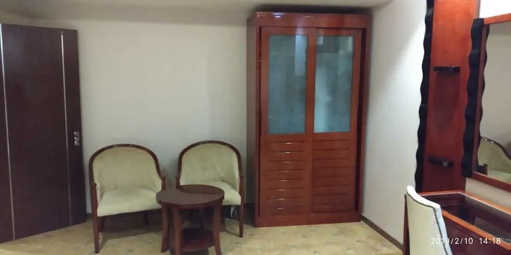 Sanam Hotel Suites