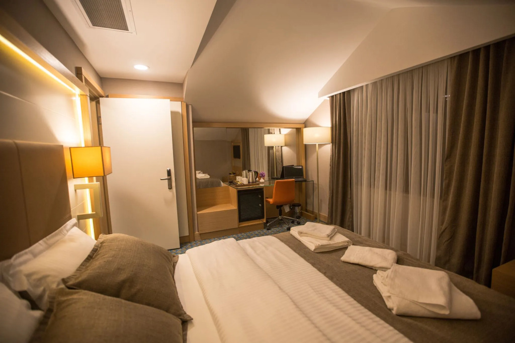 Blue Sea Hotel