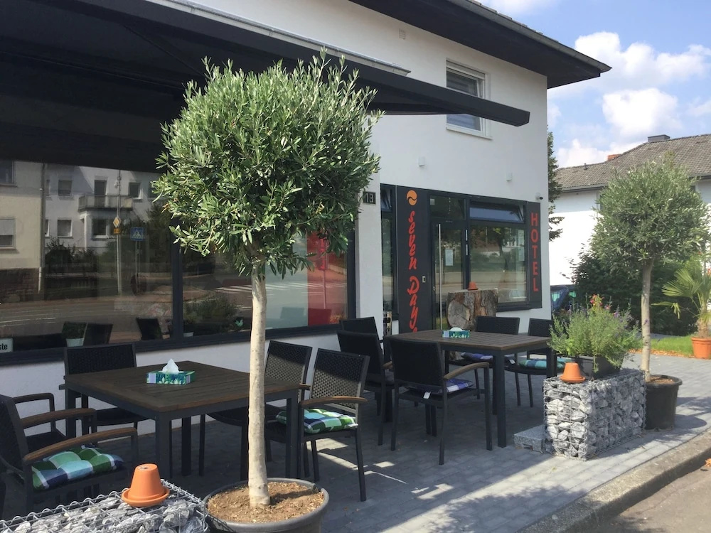 sevenDays Hotel Boardinghouse Kirchheim