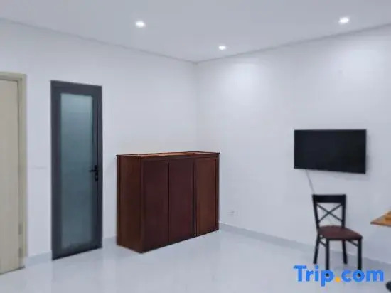 Hostel Nha Tia Near Beach Grandworld Phu Quoc