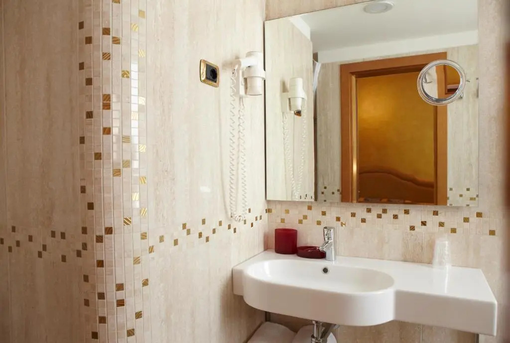 Termini Beach Hotel & Suites
