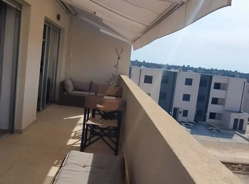 Salt Apartment