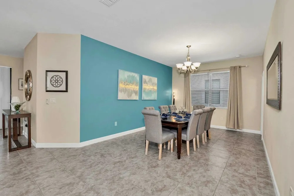 Modern Home, Big Pool Area Near Disney, CDC Cleaning 4cg456