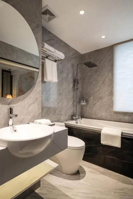 Luxe Paradise Suites Hotel & Spa