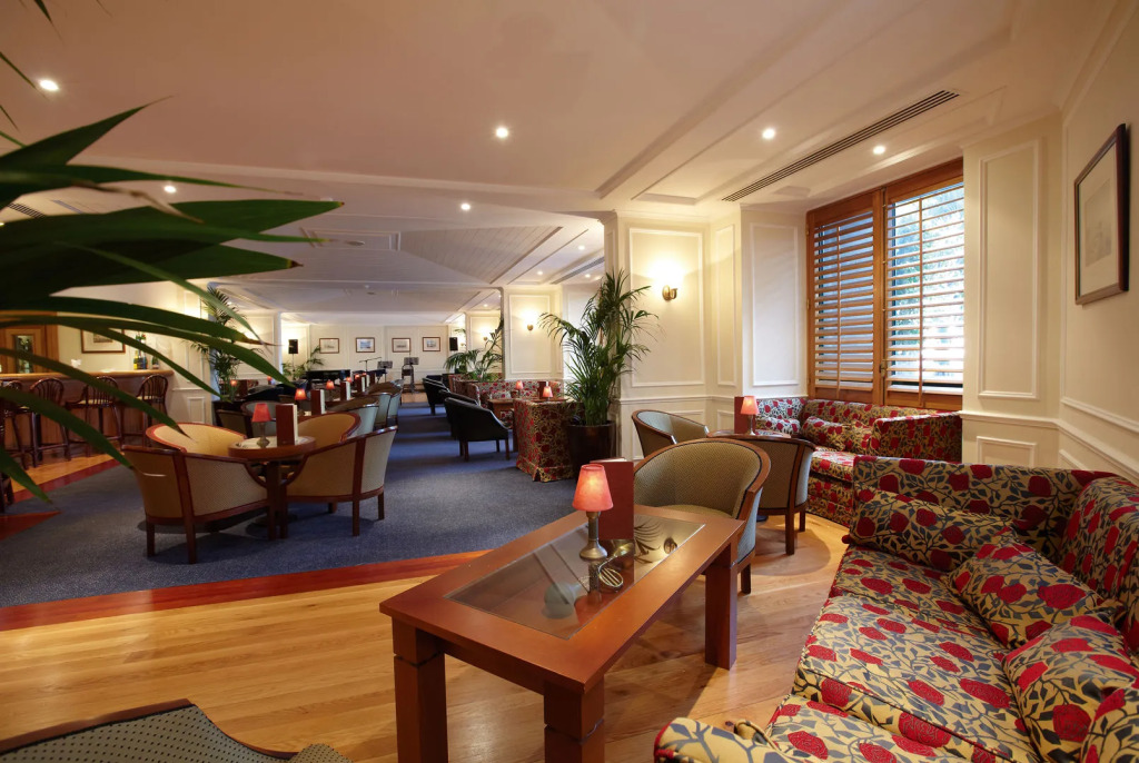 The Cliff Bay - PortoBay