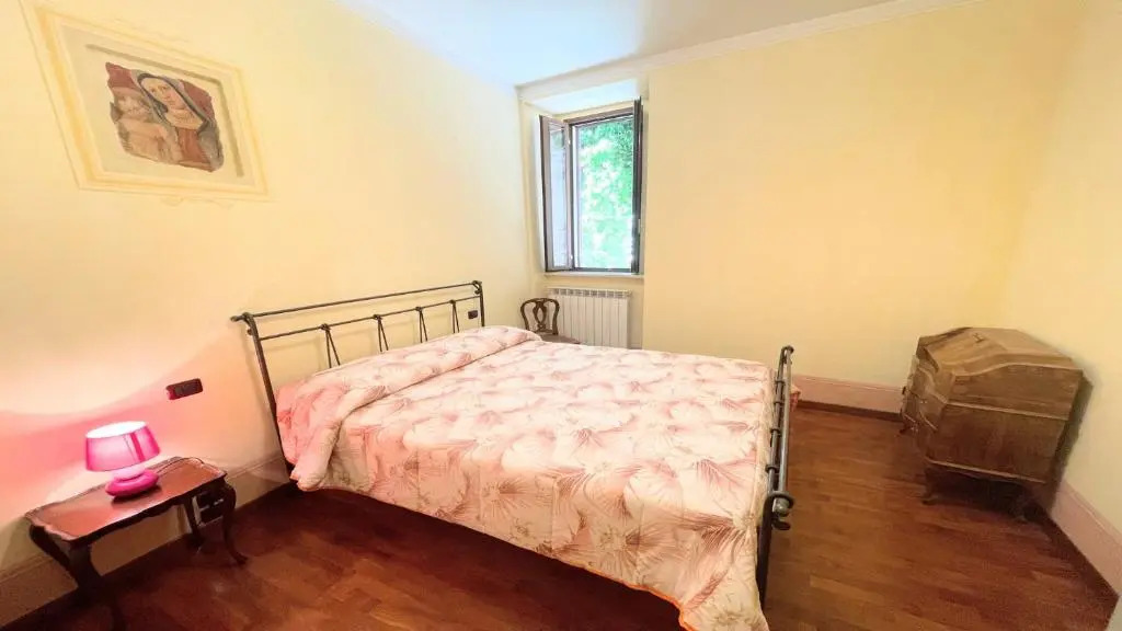Spoleto Storico Spacious City House - car Unnecessary - Wifi - Sleeps 10