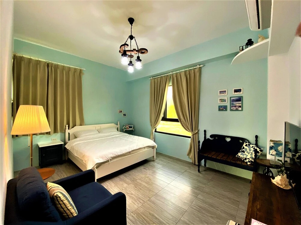 1969 Meters Square Seed B&B