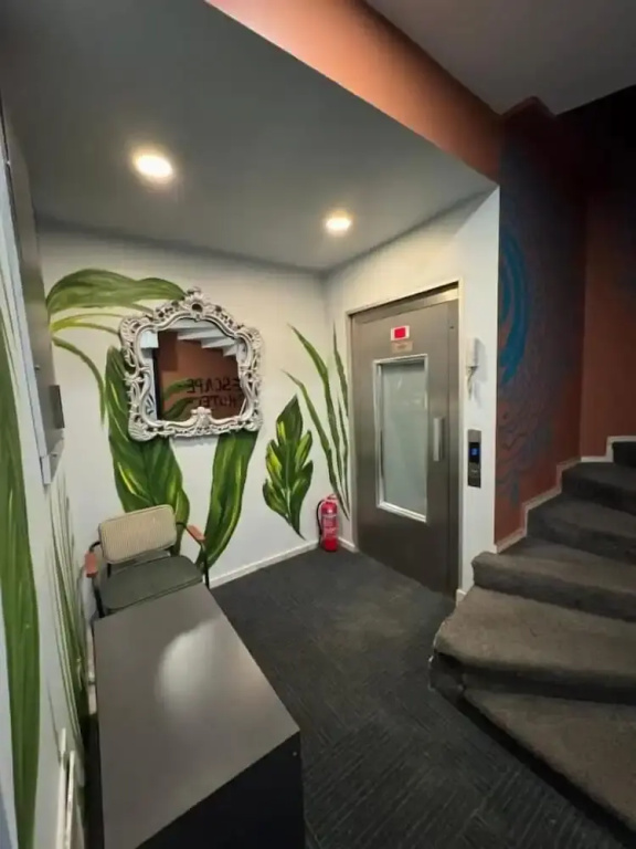 escape hotel
