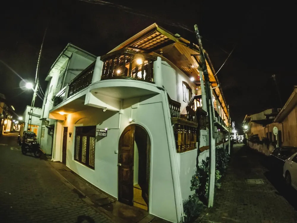 Wijenayakes - Beach Haven Guest House - Galle Fort