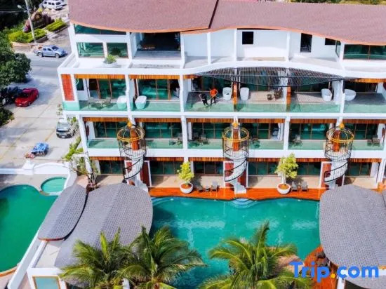 Hotel Villa AoKhanom Beachfront