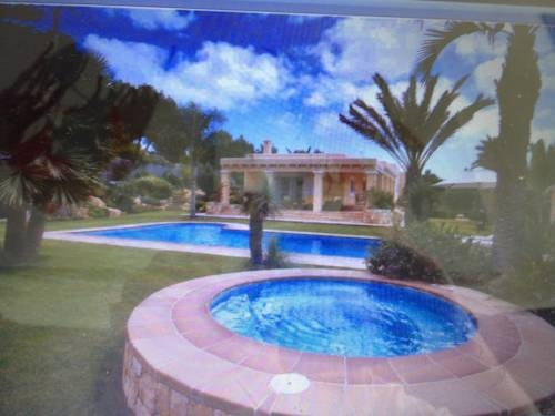 Luxury Villa en Km 5