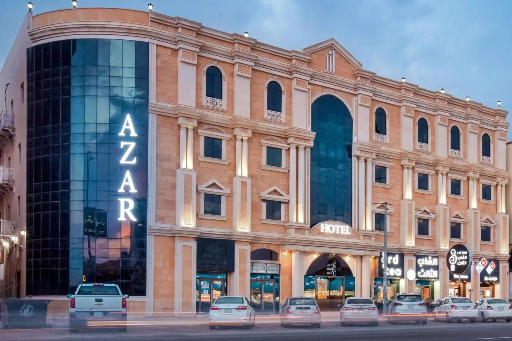 Azar hotel