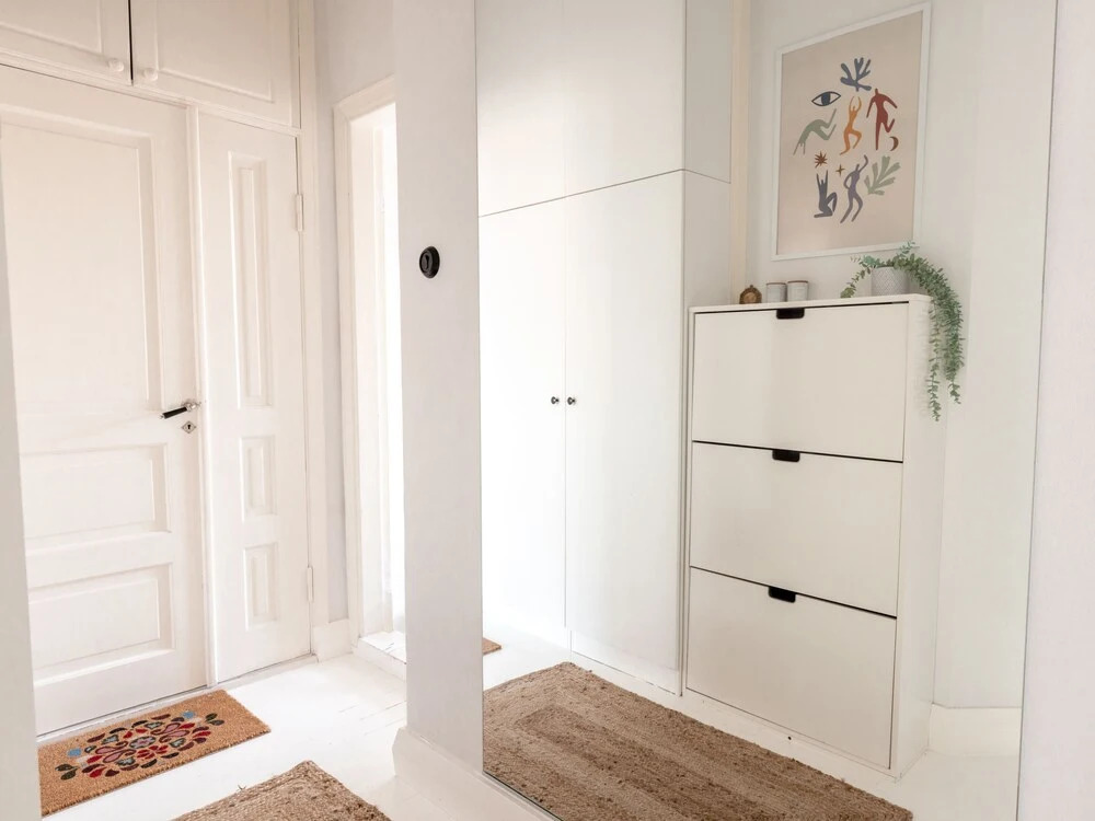 2ndhomes Deluxe 2BR Top Floor Apartment