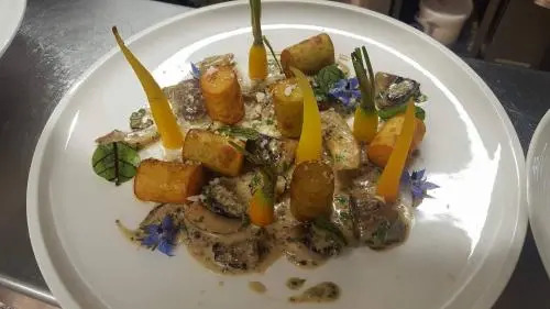 The Baytree Restaurant & Guesthouse