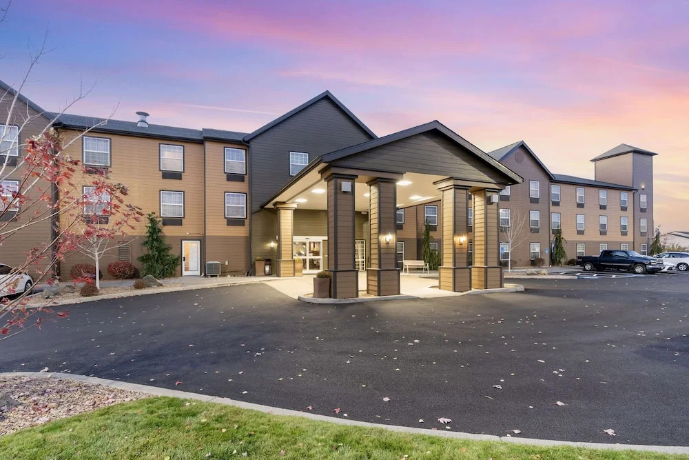 Holiday Inn Express And Suites Bend