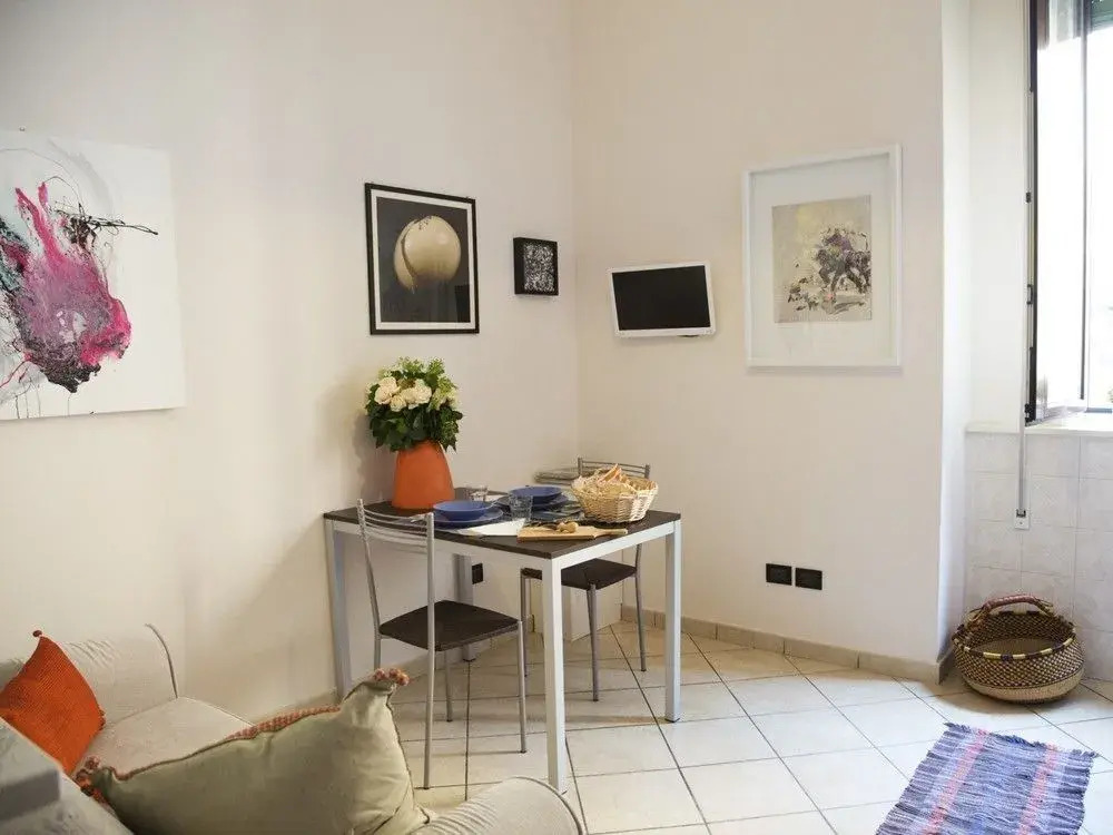 Station Apartment