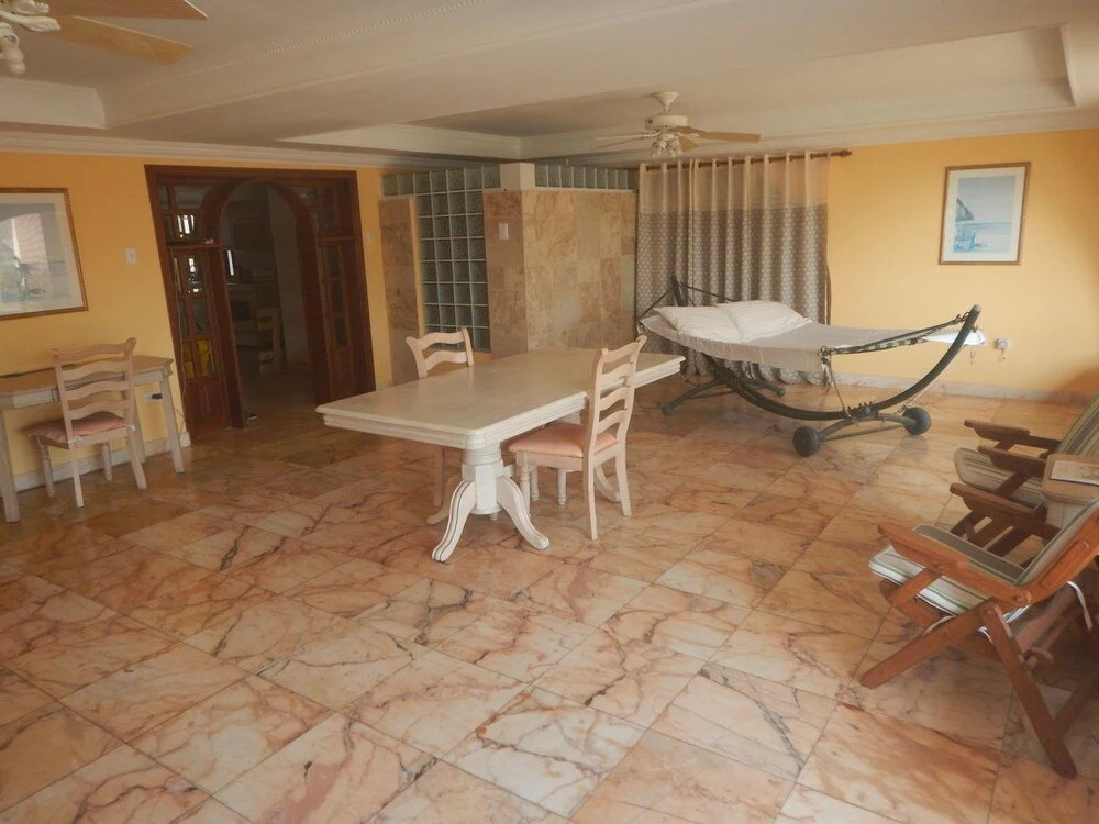 Beach White Villa Aruba