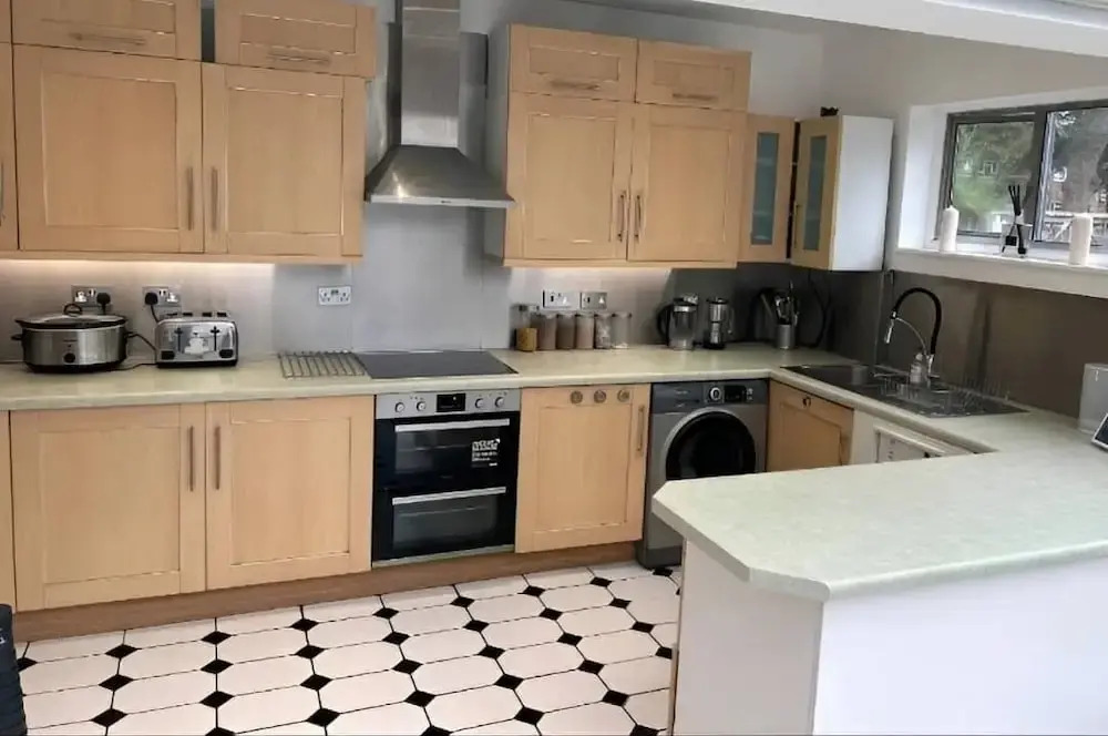 SUPERB SNUG studio sleeps 2 south london