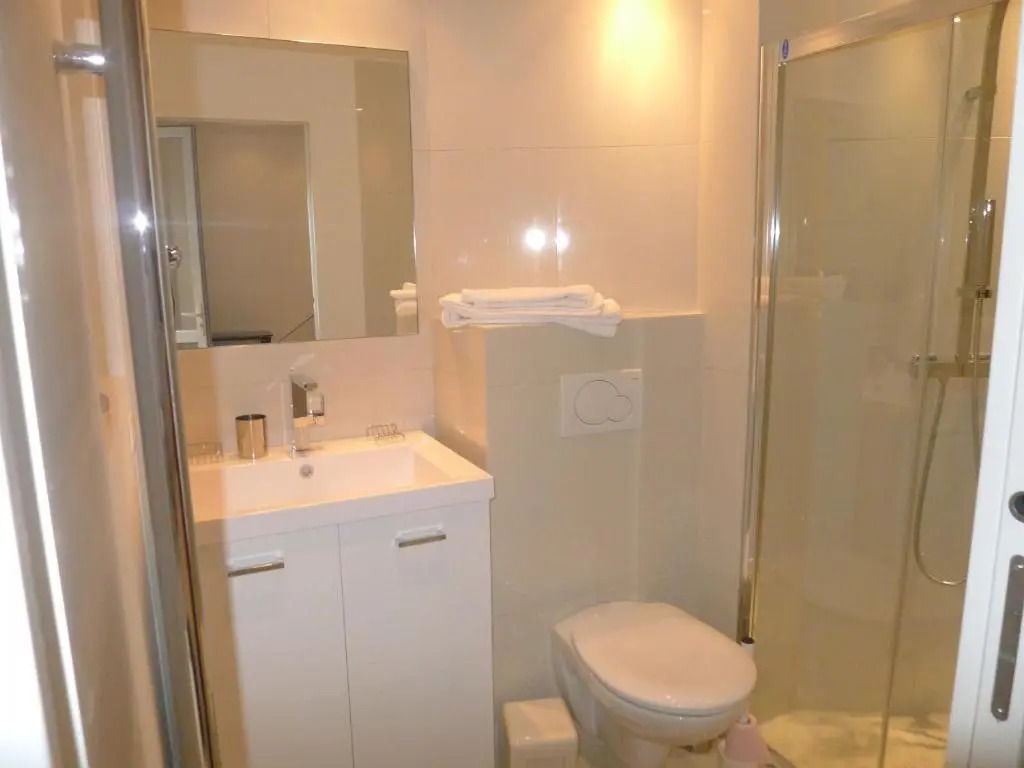 NICE VILLAGE1 AP2087 by RIVIERA HOLIDAY HOMES