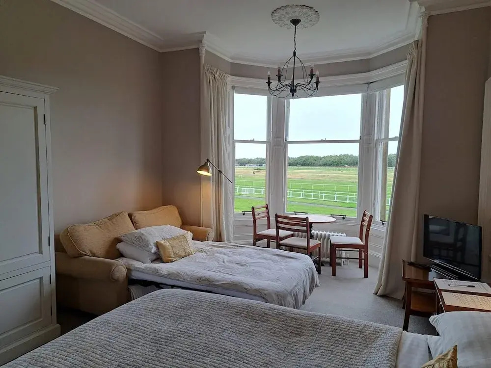 Arden House - rooms with continental breakfast