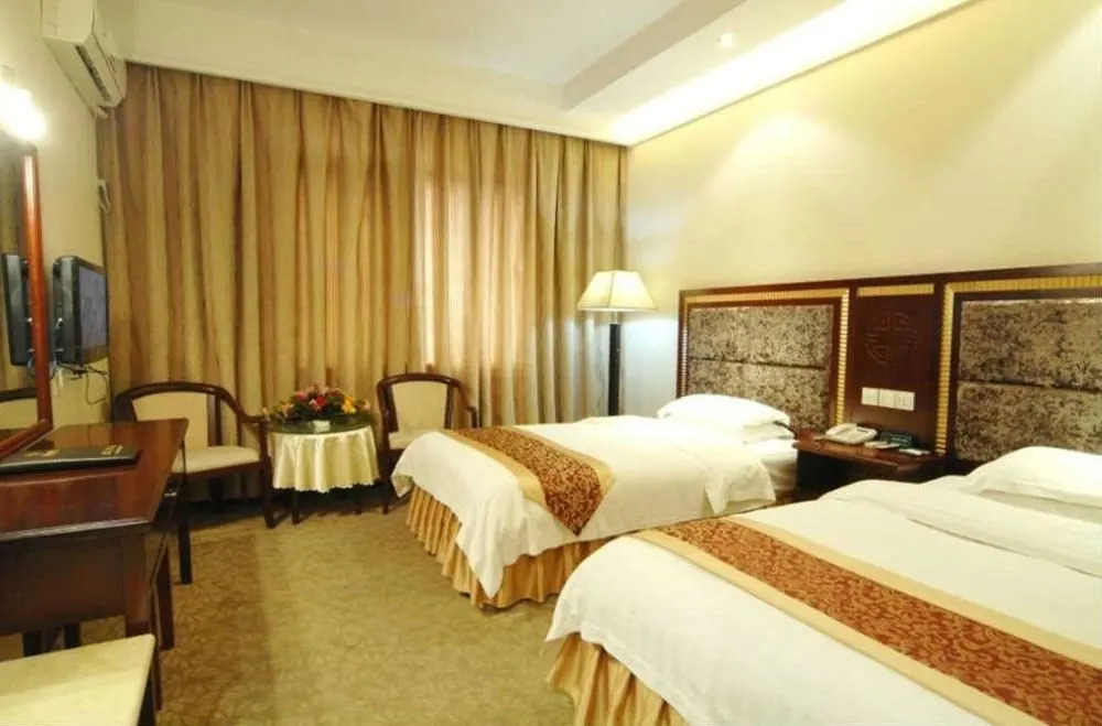 Jinrui Garden Hotel