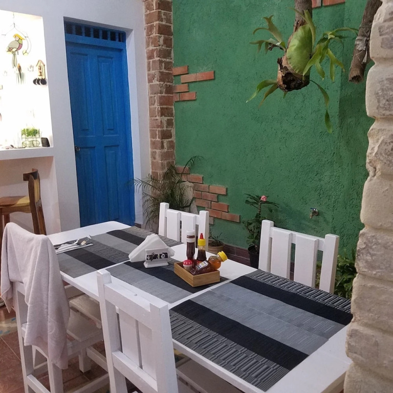 Hostal Escobar 206