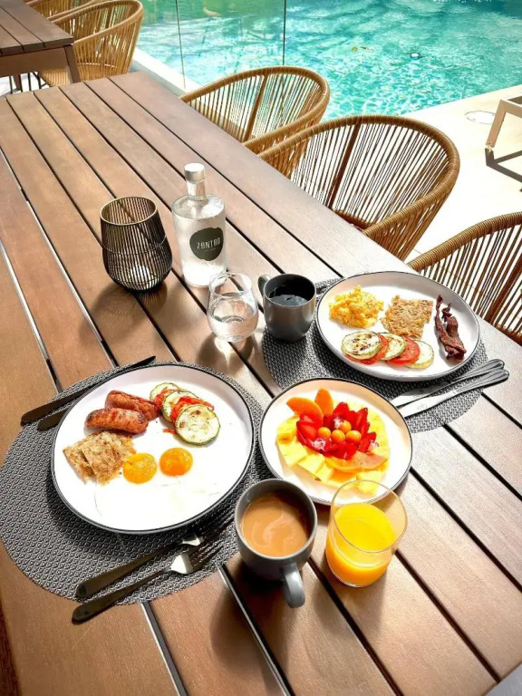 Epic Tamarindo Boutique Hotel