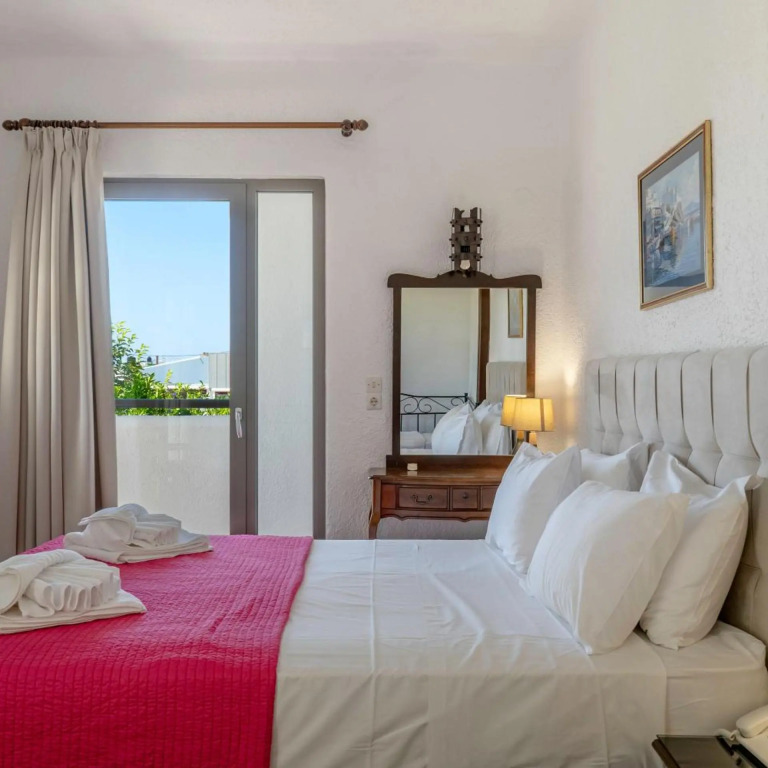 Malia Holidays Hotel