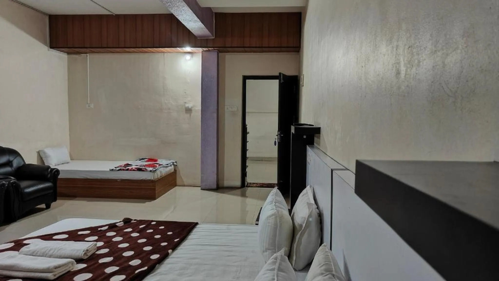 PPH Living Khaleej Residency