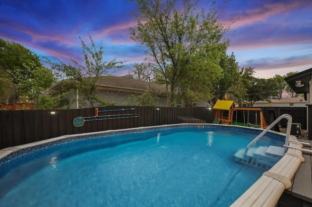 Panoramic 4BR 3B Home With Pool, Grill, Sauna & Game Room
